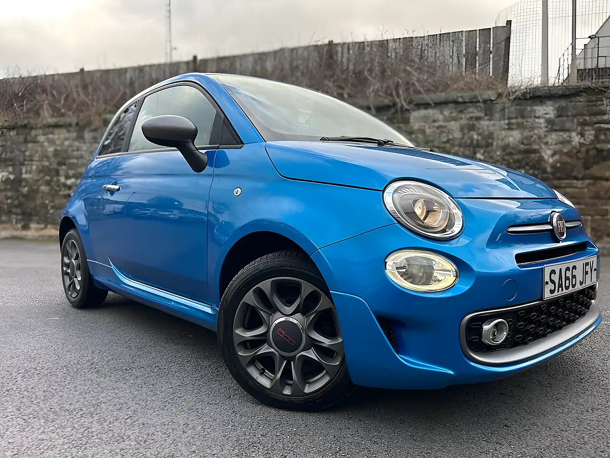 Used 2016 Fiat 500 S Blue - Interior and Exterior details 3