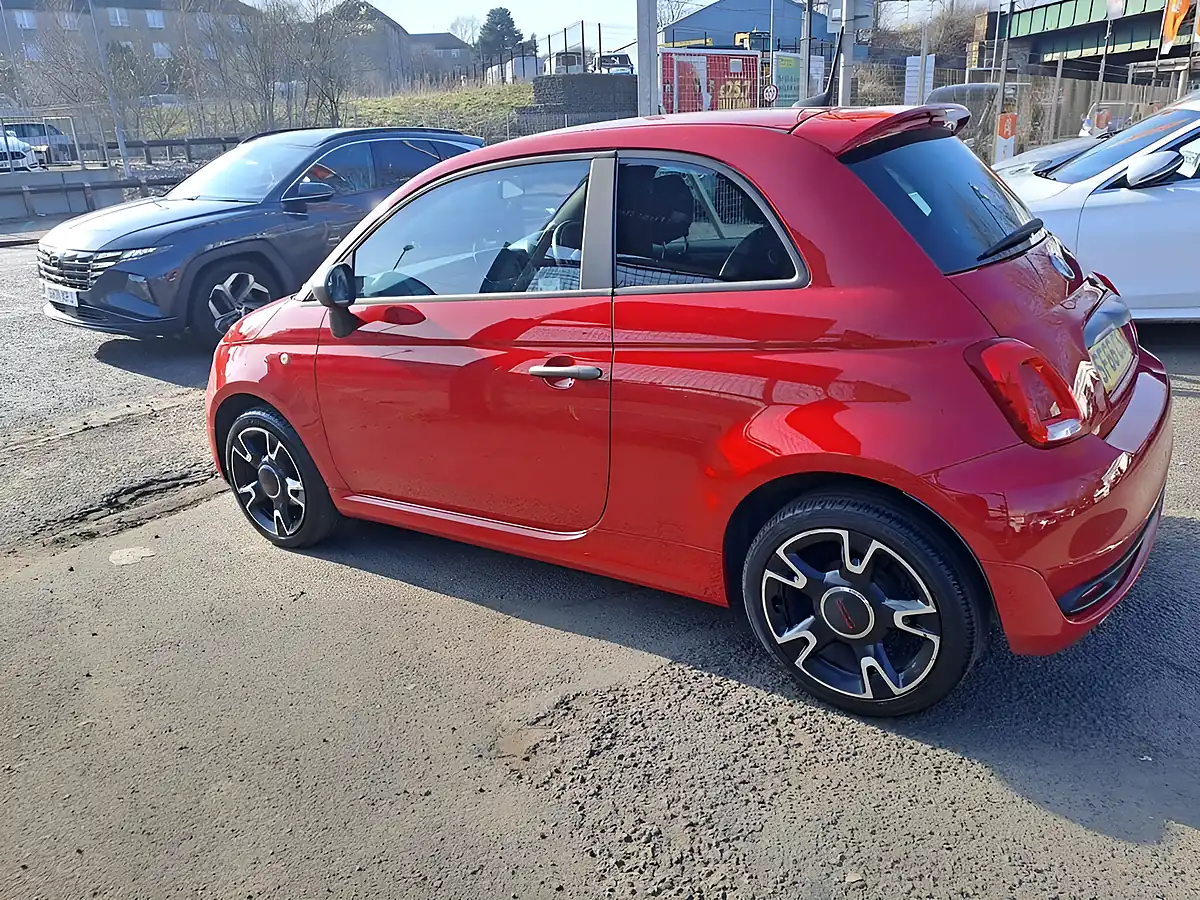 Used 2016 Fiat 500 S Red - Interior and Exterior details 4