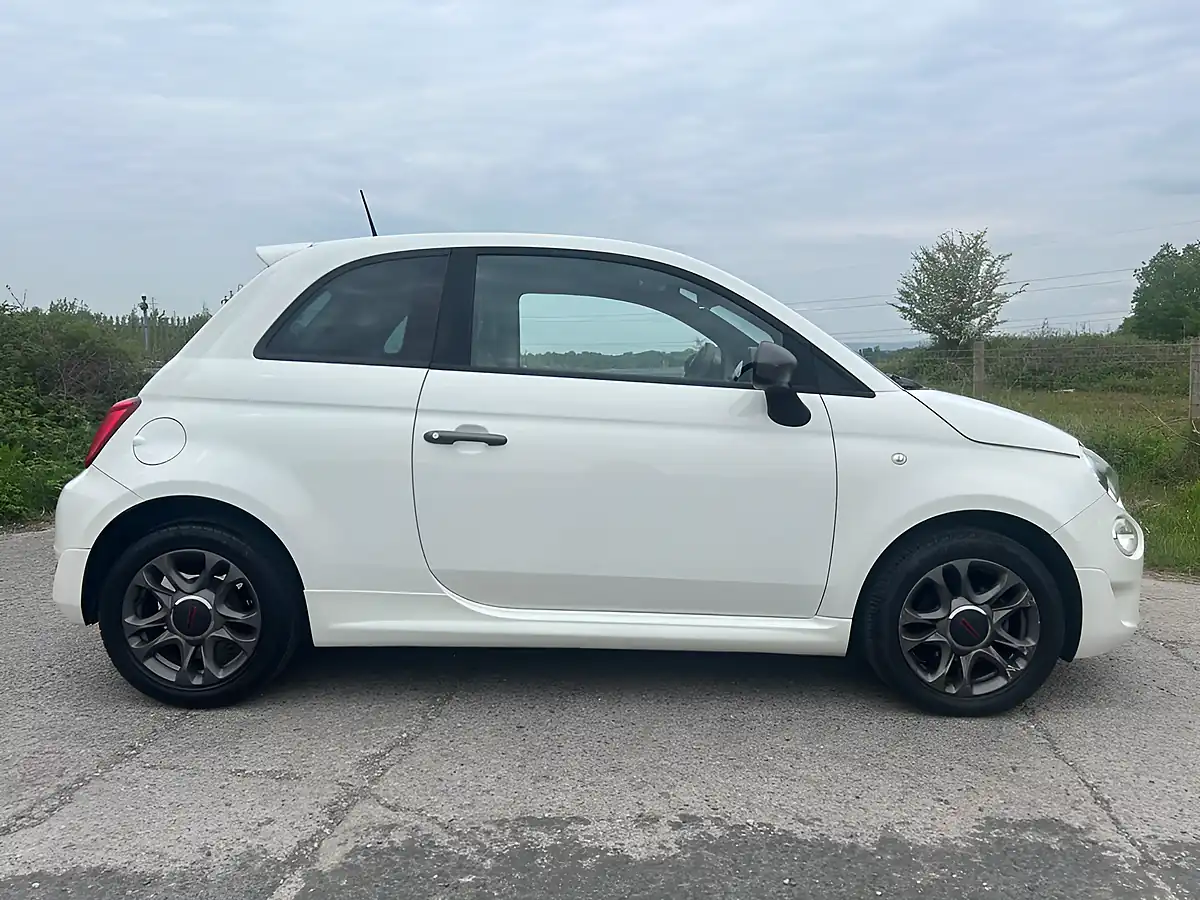 Used 2016 Fiat 500 S White - Interior and Exterior details 2