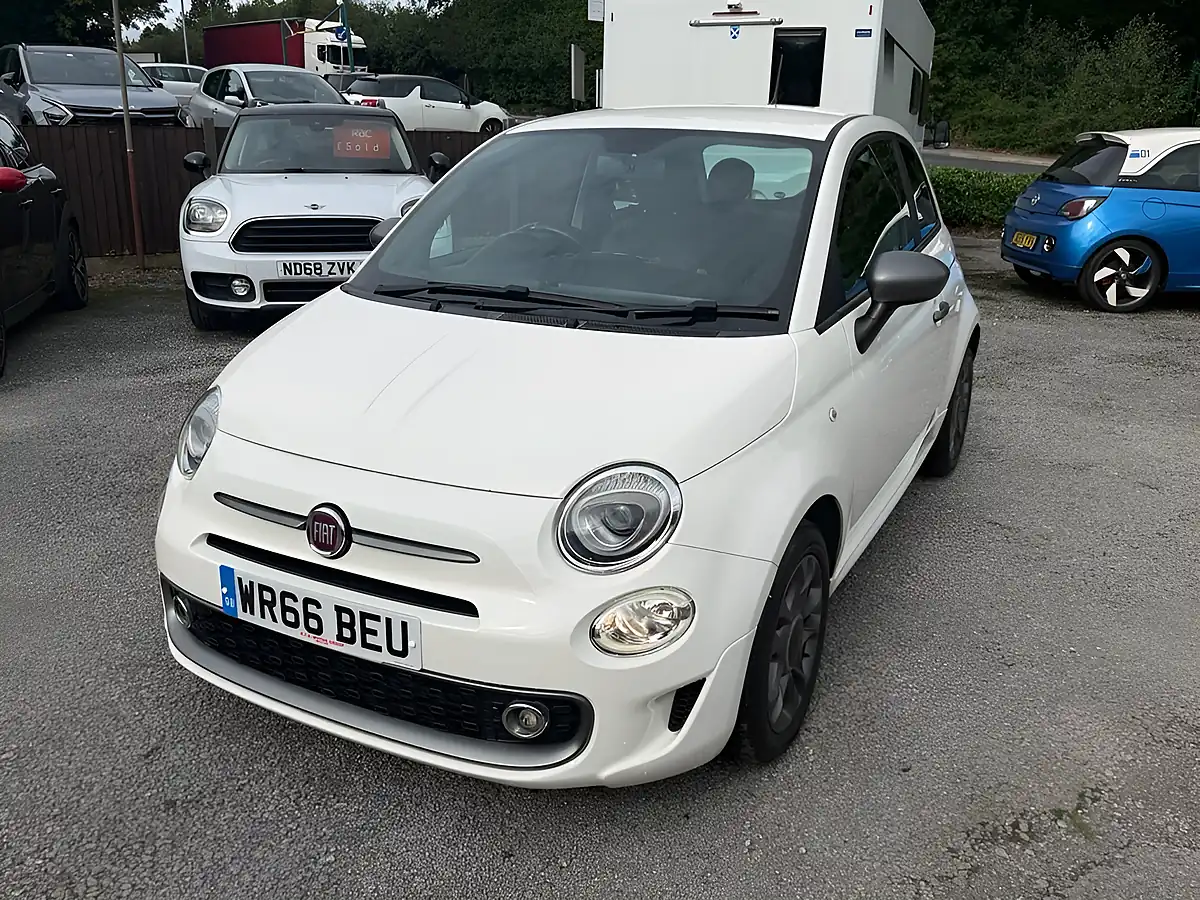 Used 2016 Fiat 500 S White - Interior and Exterior details 11