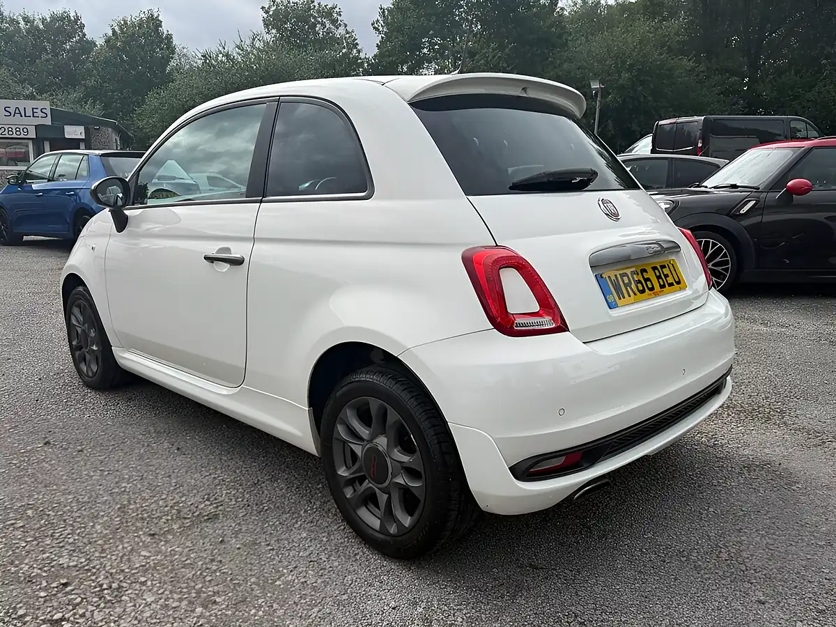 Used 2016 Fiat 500 S White - Interior and Exterior details 12