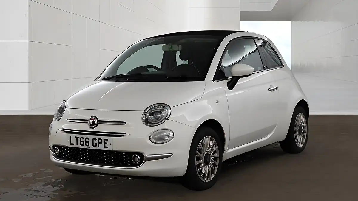 Used 2016 Fiat 500C Lounge Dualogic White - Interior and Exterior details 2