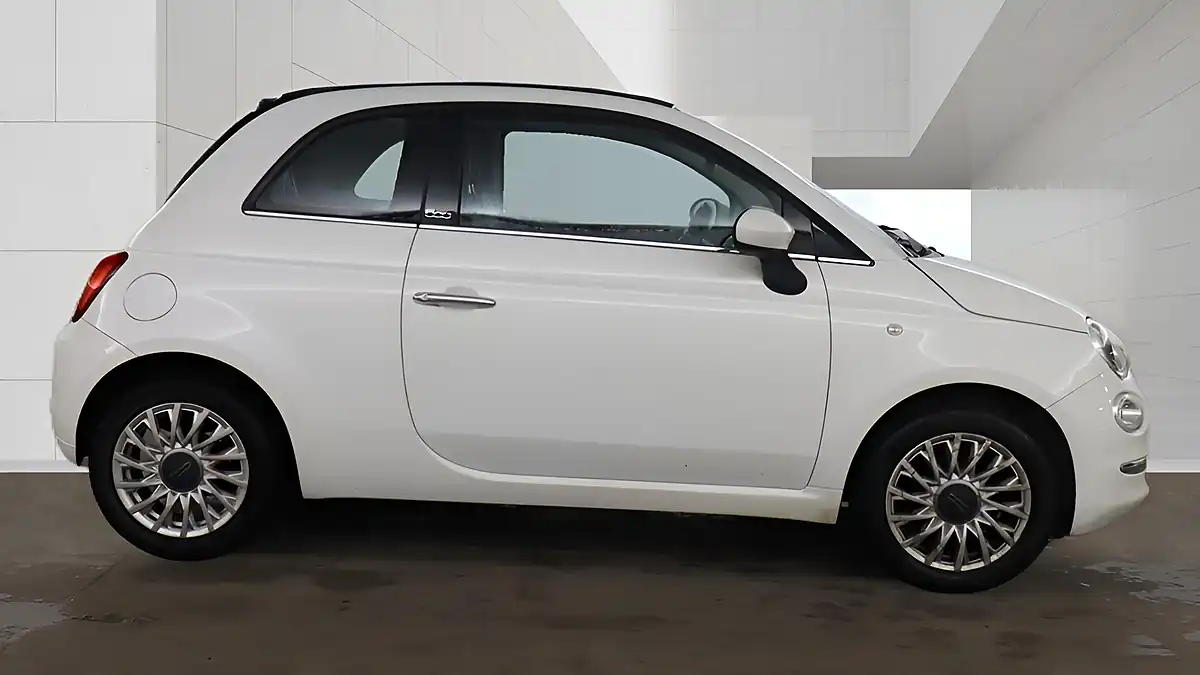 Used 2016 Fiat 500C Lounge Dualogic White - Interior and Exterior details 6