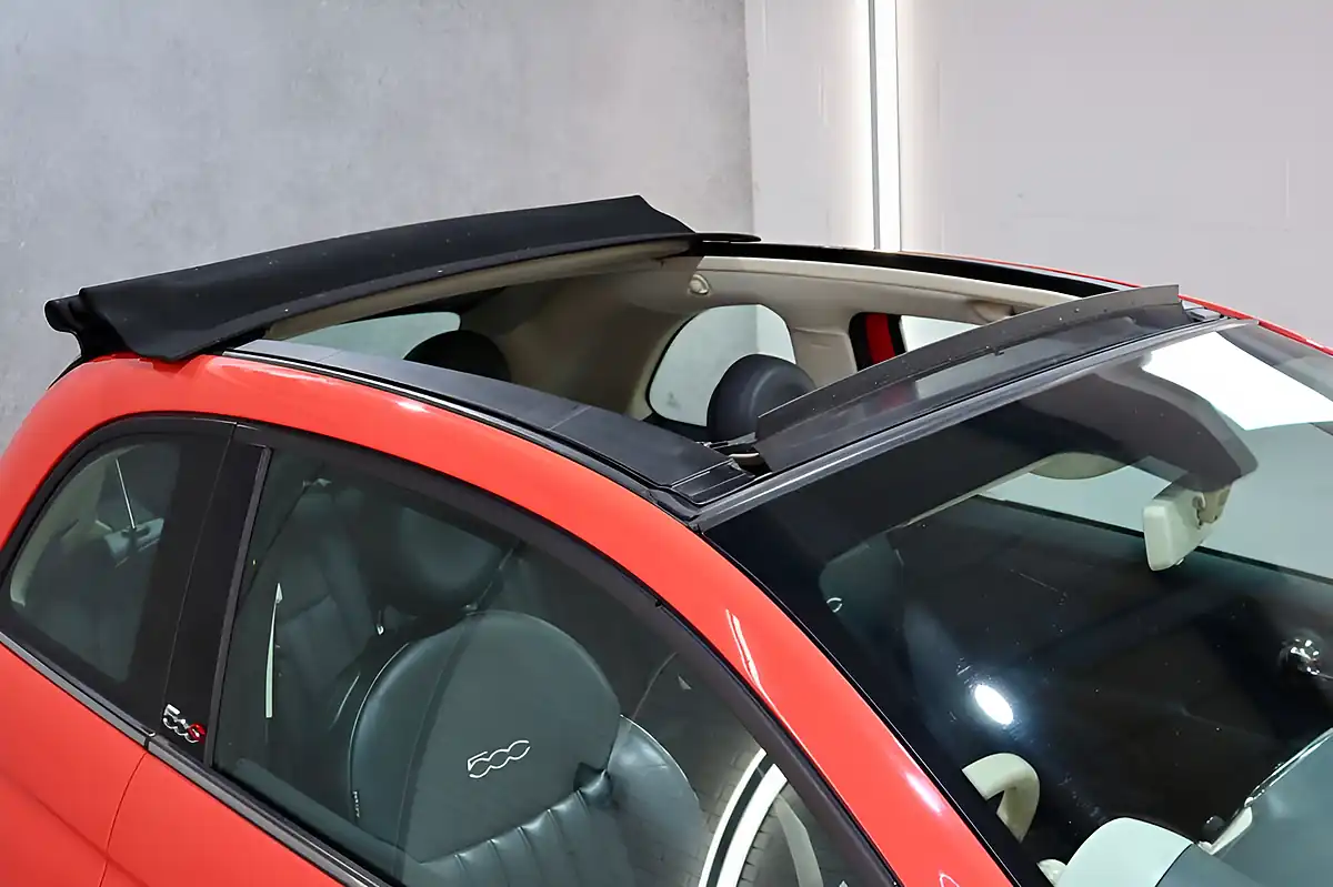 Used 2016 Fiat 500c Lounge Pink - Interior and Exterior details 17
