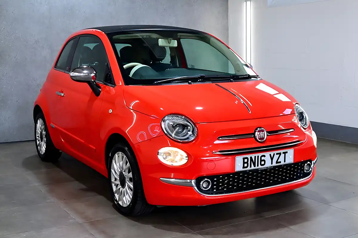 Used 2016 Fiat 500c Lounge Pink - Interior and Exterior details 19