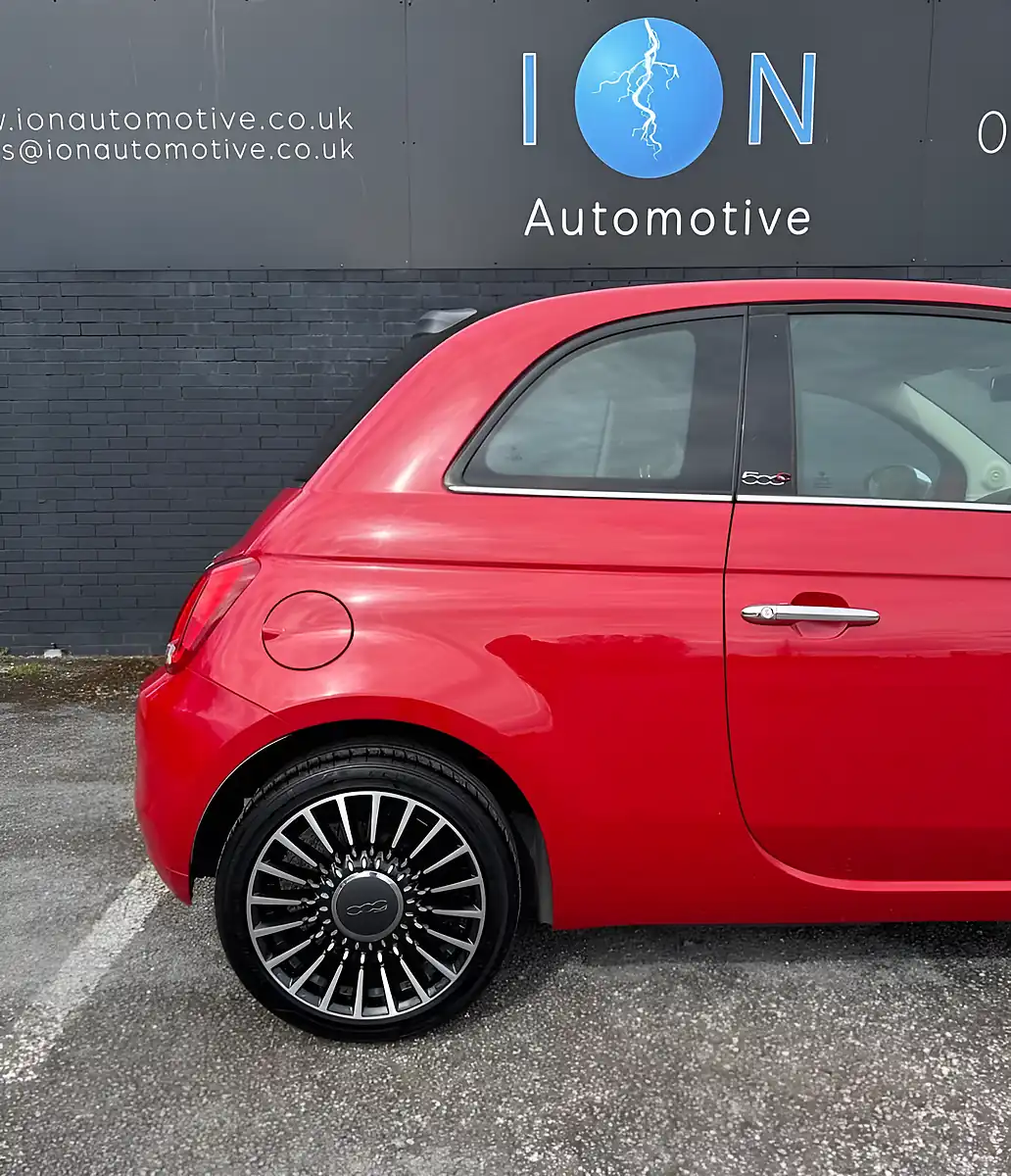Used 2016 Fiat 500c Lounge Red - Interior and Exterior details 13