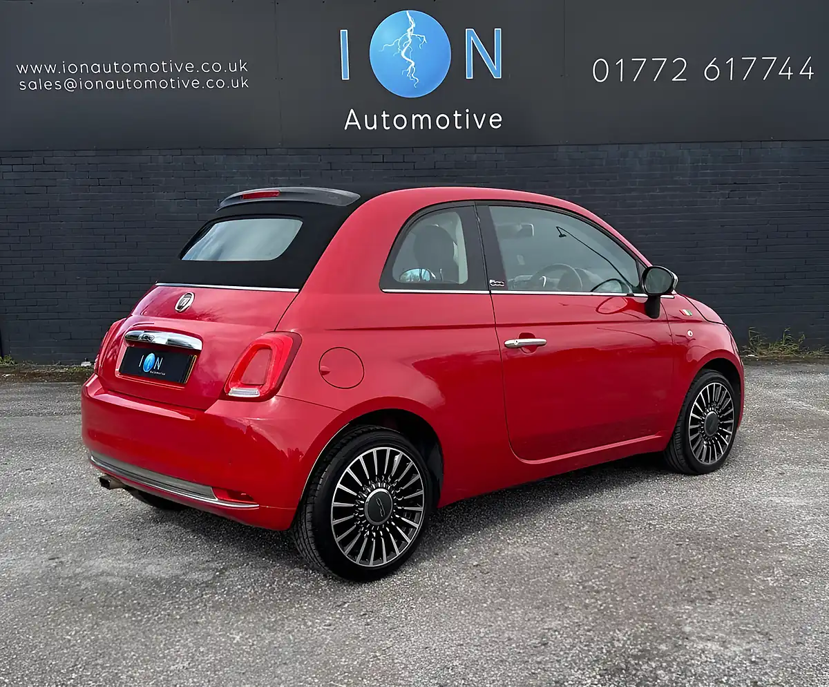 Used 2016 Fiat 500c Lounge Red - Interior and Exterior details 2