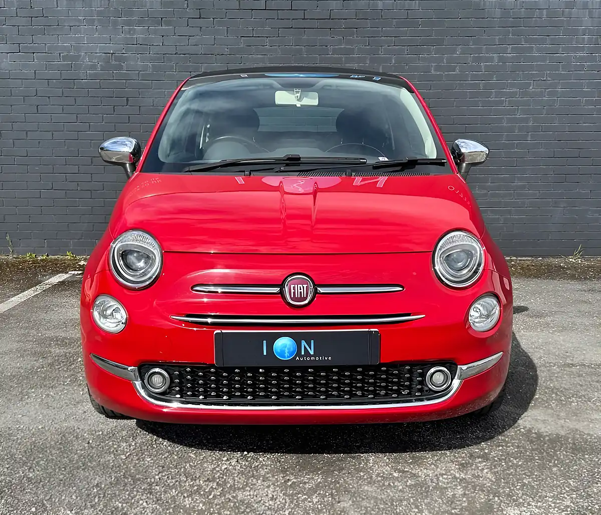 Used 2016 Fiat 500c Lounge Red - Interior and Exterior details 4