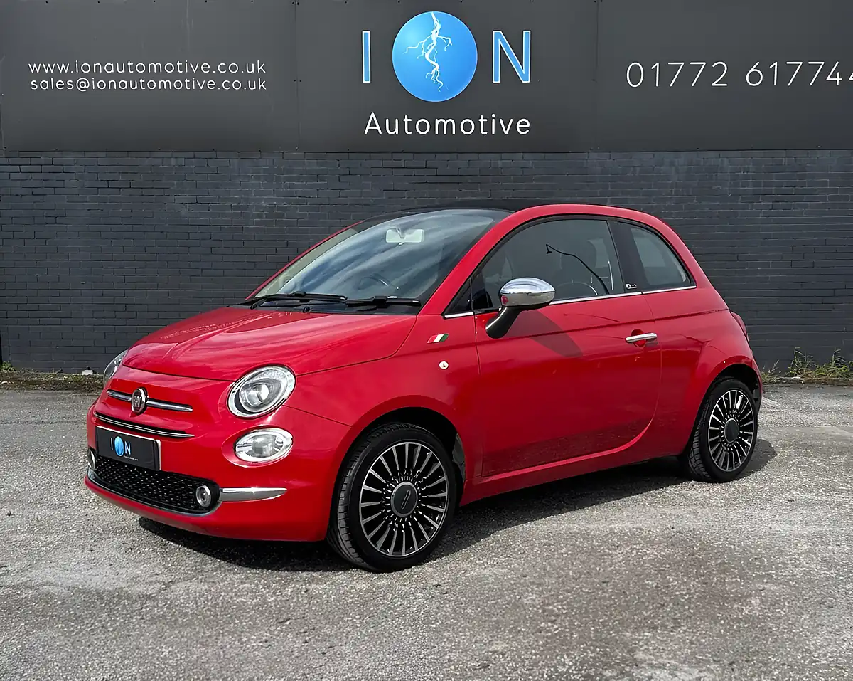 Used 2016 Fiat 500c Lounge Red - Interior and Exterior details 9