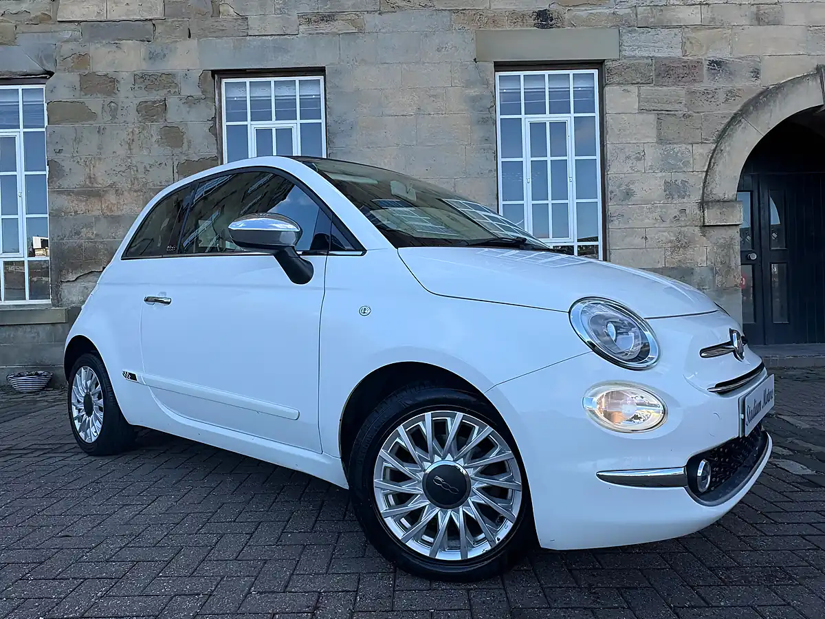 Used 2016 Fiat 500C Lounge White - Interior and Exterior details 4