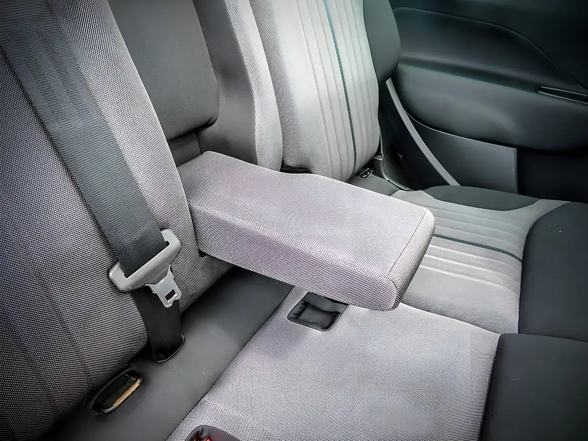 Used 2016 Fiat 500L Lounge Metallic Grey - Interior and Exterior details 14