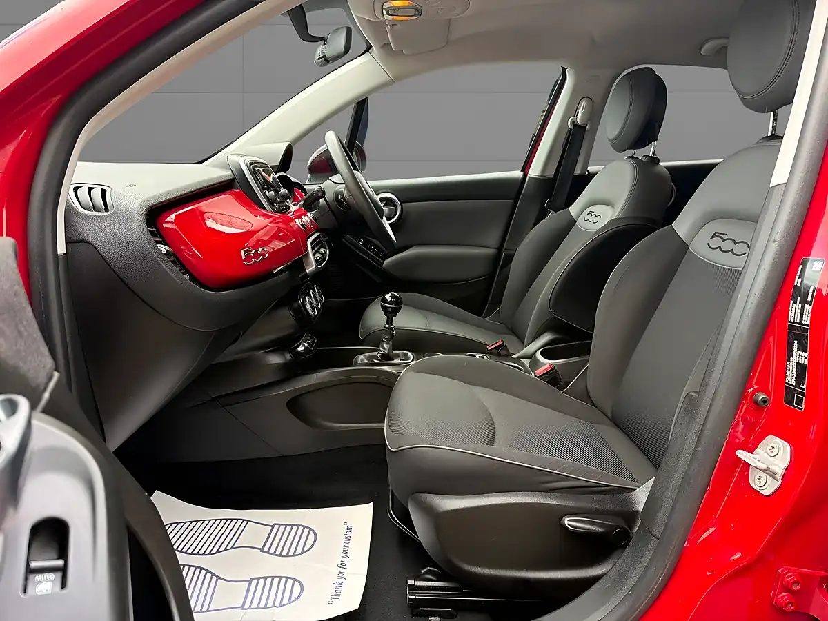 Used 2016 Fiat 500X City Look Pop Red - Interior and Exterior details 11