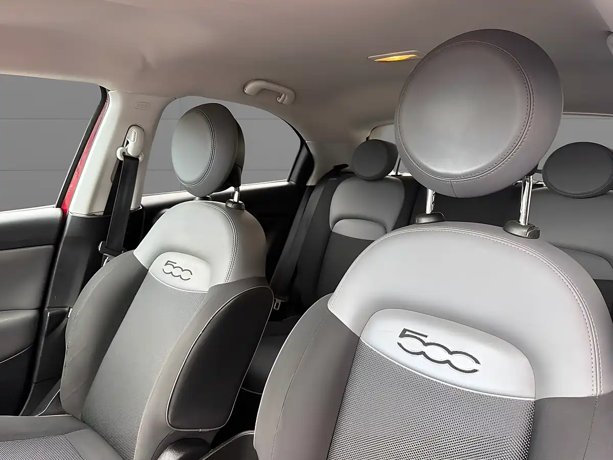 Used 2016 Fiat 500X City Look Pop Red - Interior and Exterior details 12