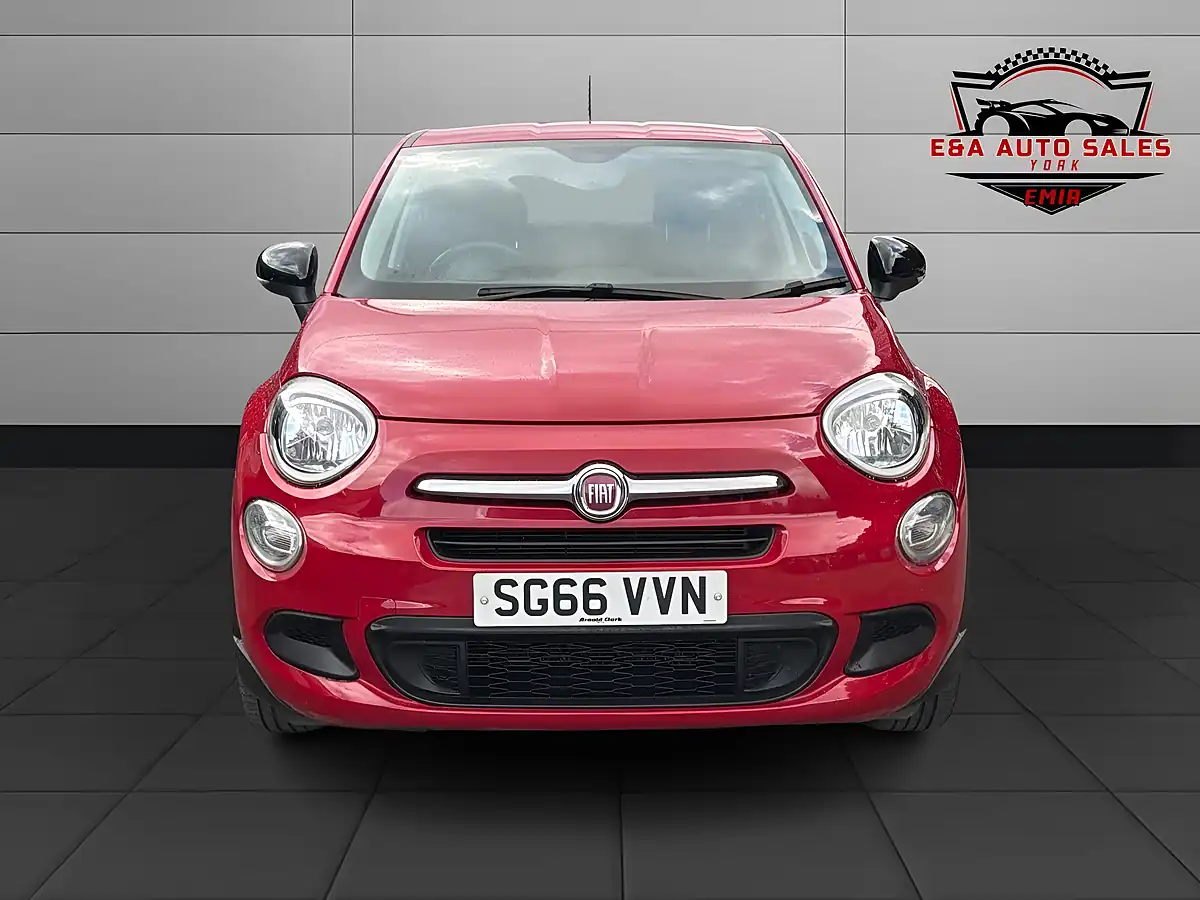 Used 2016 Fiat 500X City Look Pop Red - Interior and Exterior details 2