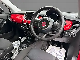 Used 2016 Fiat 500X City Look Pop Red - Interior and Exterior details 9