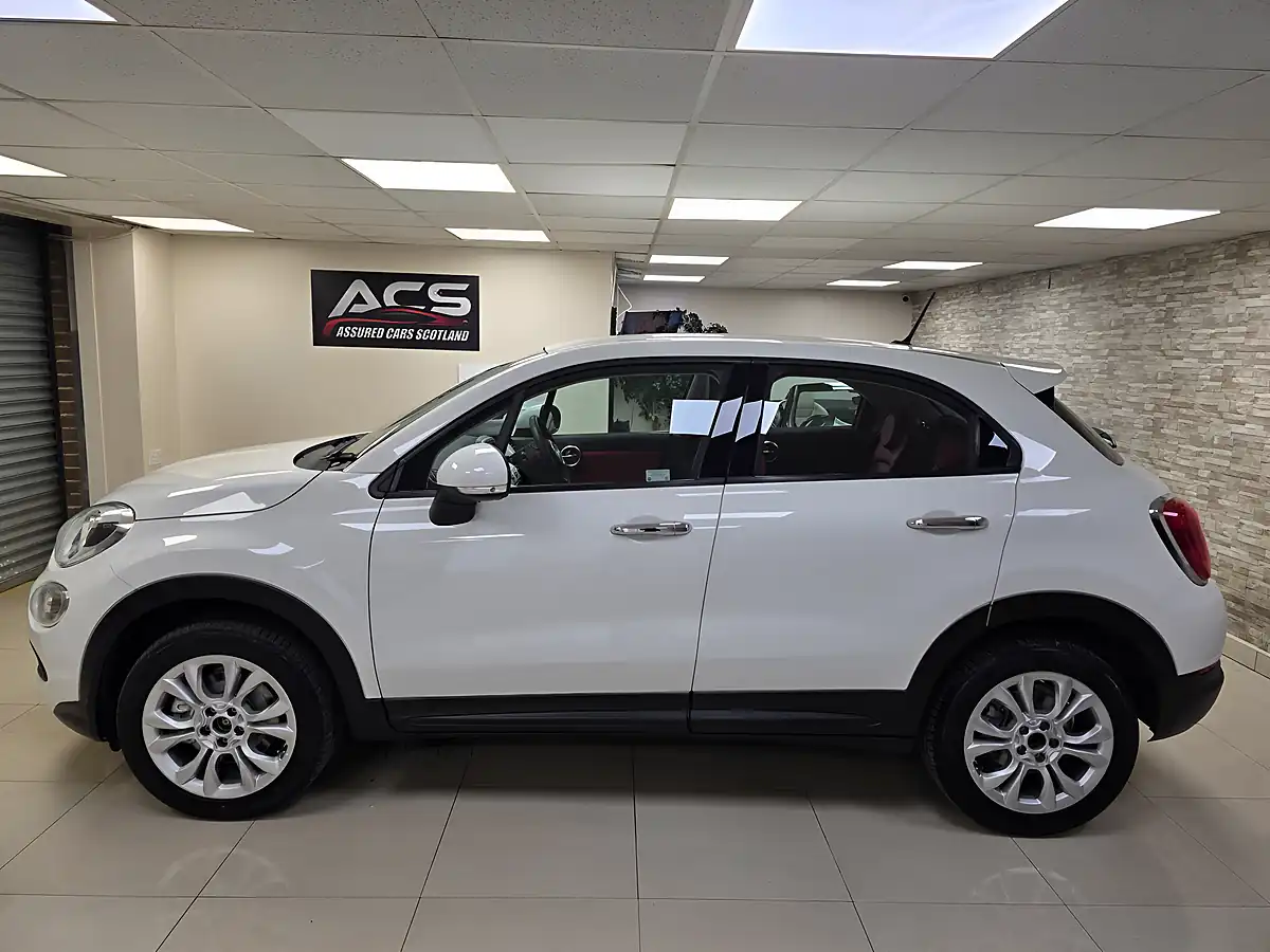 Used 2016 Fiat 500X City Look Pop Star Ice White - Interior and Exterior details 15