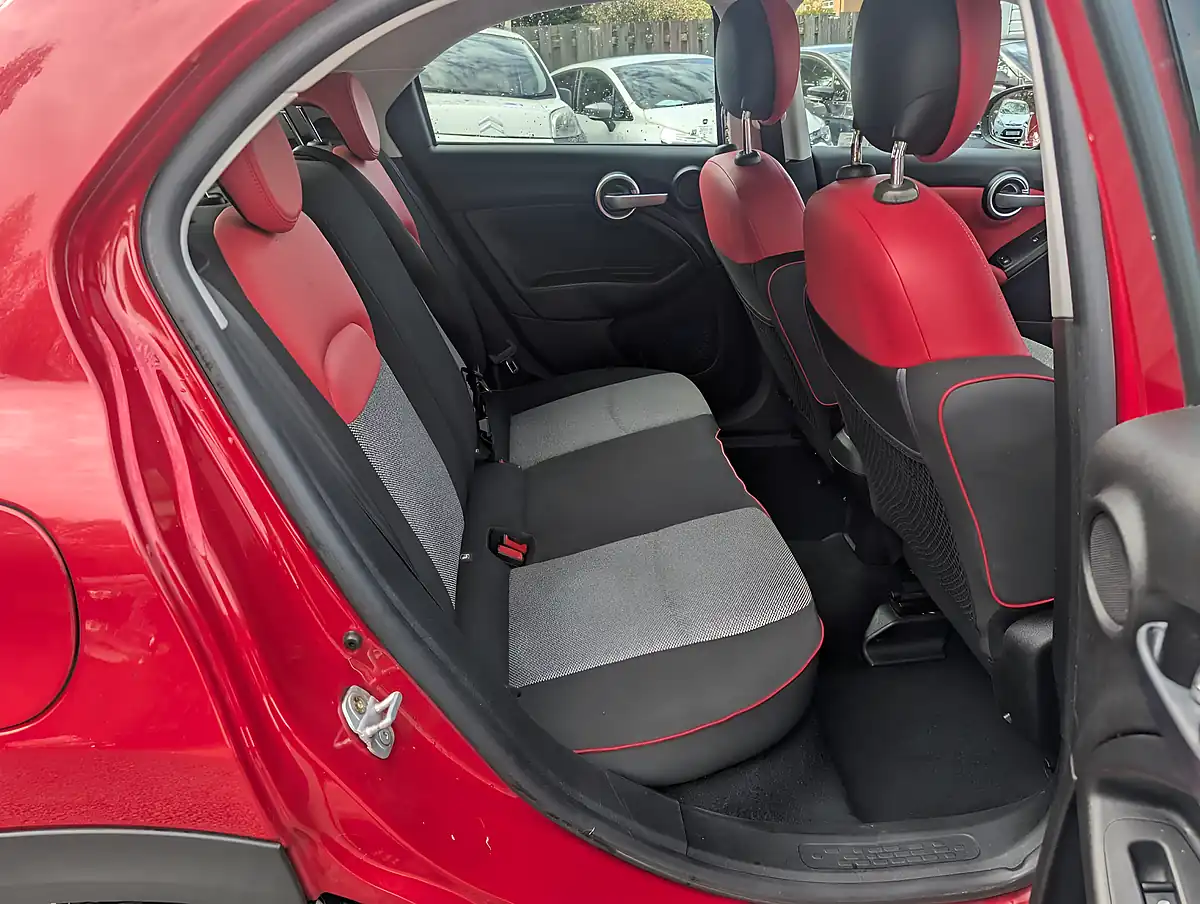 Used 2016 Fiat 500X City Look Pop Star Red - Interior and Exterior details 14