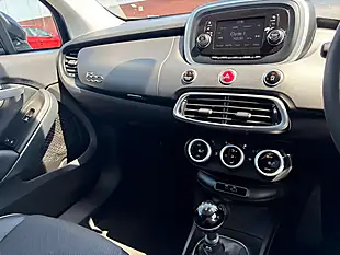 Used 2016 Fiat 500X Cross Black - Interior and Exterior details 9
