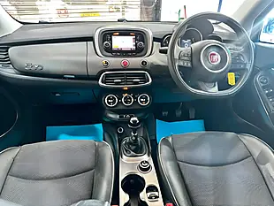 Used 2016 Fiat 500X Cross Black - Interior and Exterior details 9
