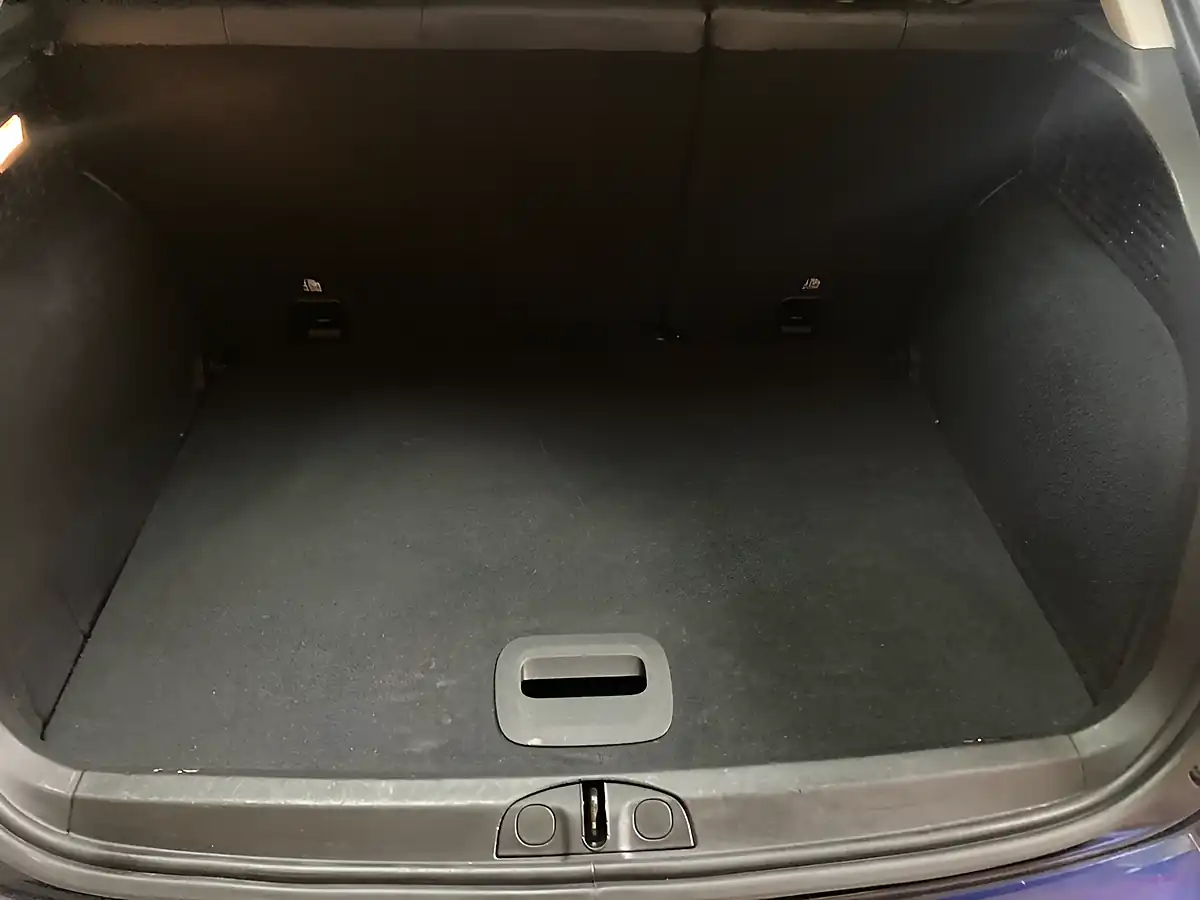Used 2016 Fiat 500X Cross Blue - Interior and Exterior details 10