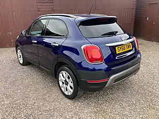 Used 2016 Fiat 500X Cross Blue - Interior and Exterior details 4