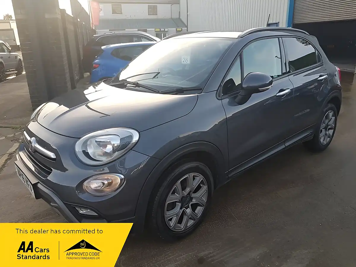 Used 2016 Fiat 500X Cross Grey - Interior and Exterior details 7