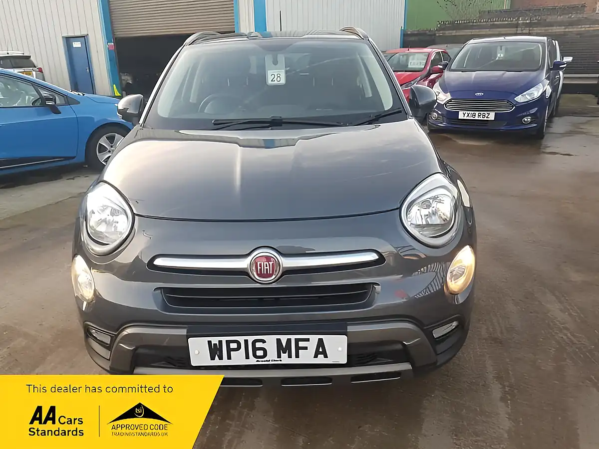 Used 2016 Fiat 500X Cross Grey - Interior and Exterior details 8