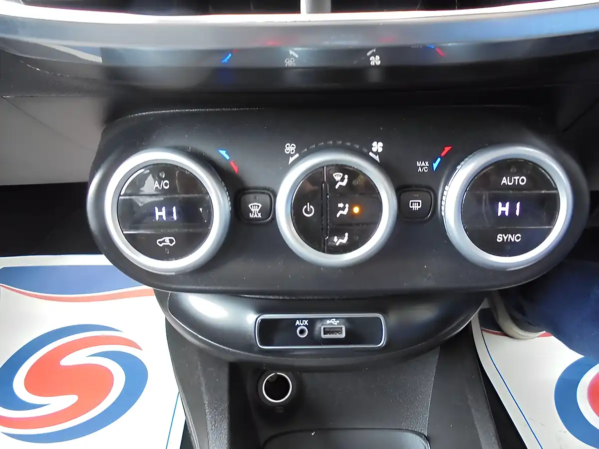 Used 2016 Fiat 500X Cross Grey - Interior and Exterior details 15