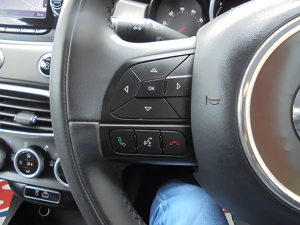 Used 2016 Fiat 500X Cross Grey - Interior and Exterior details 16