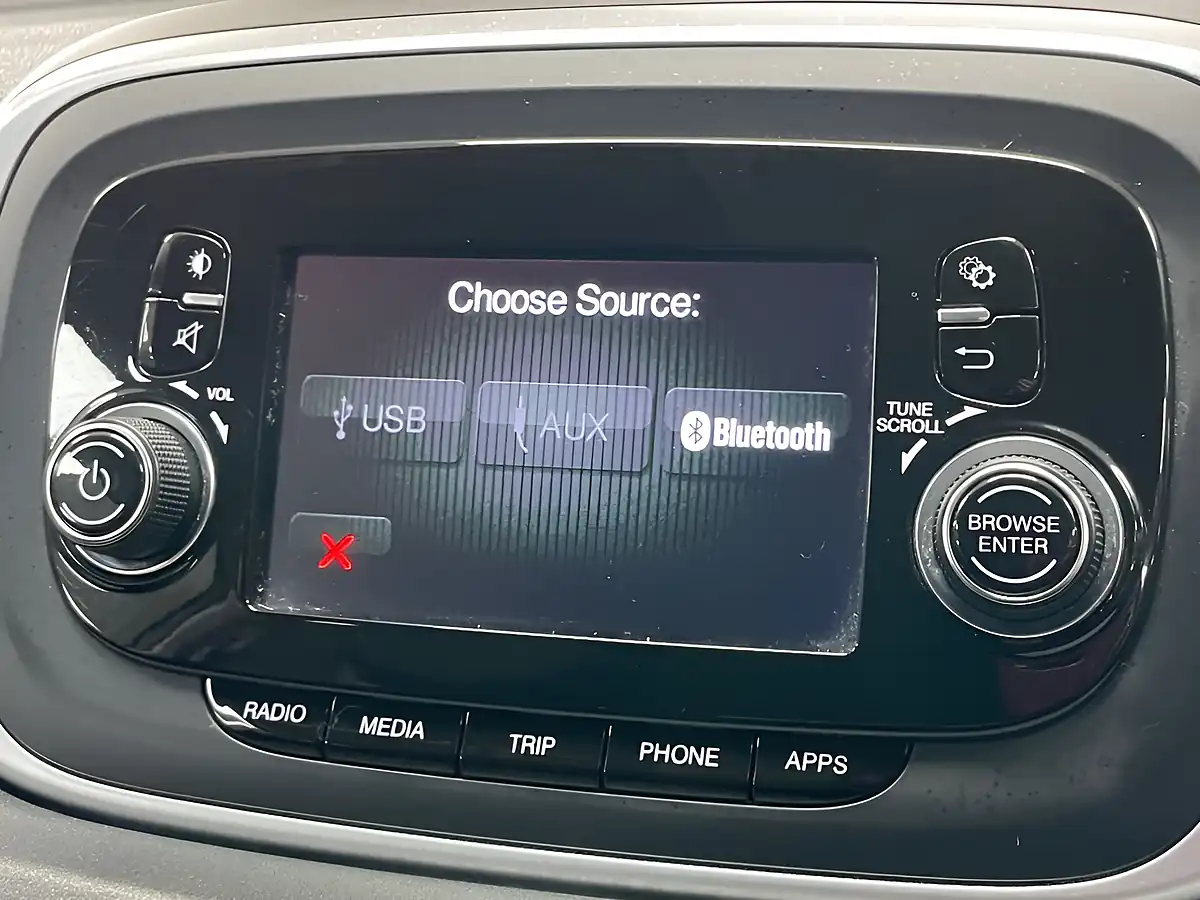 Used 2016 Fiat 500x Cross Ice White - Interior and Exterior details 20