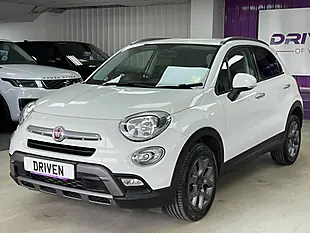 Used 2016 Fiat 500x Cross Ice White - Interior and Exterior details 8
