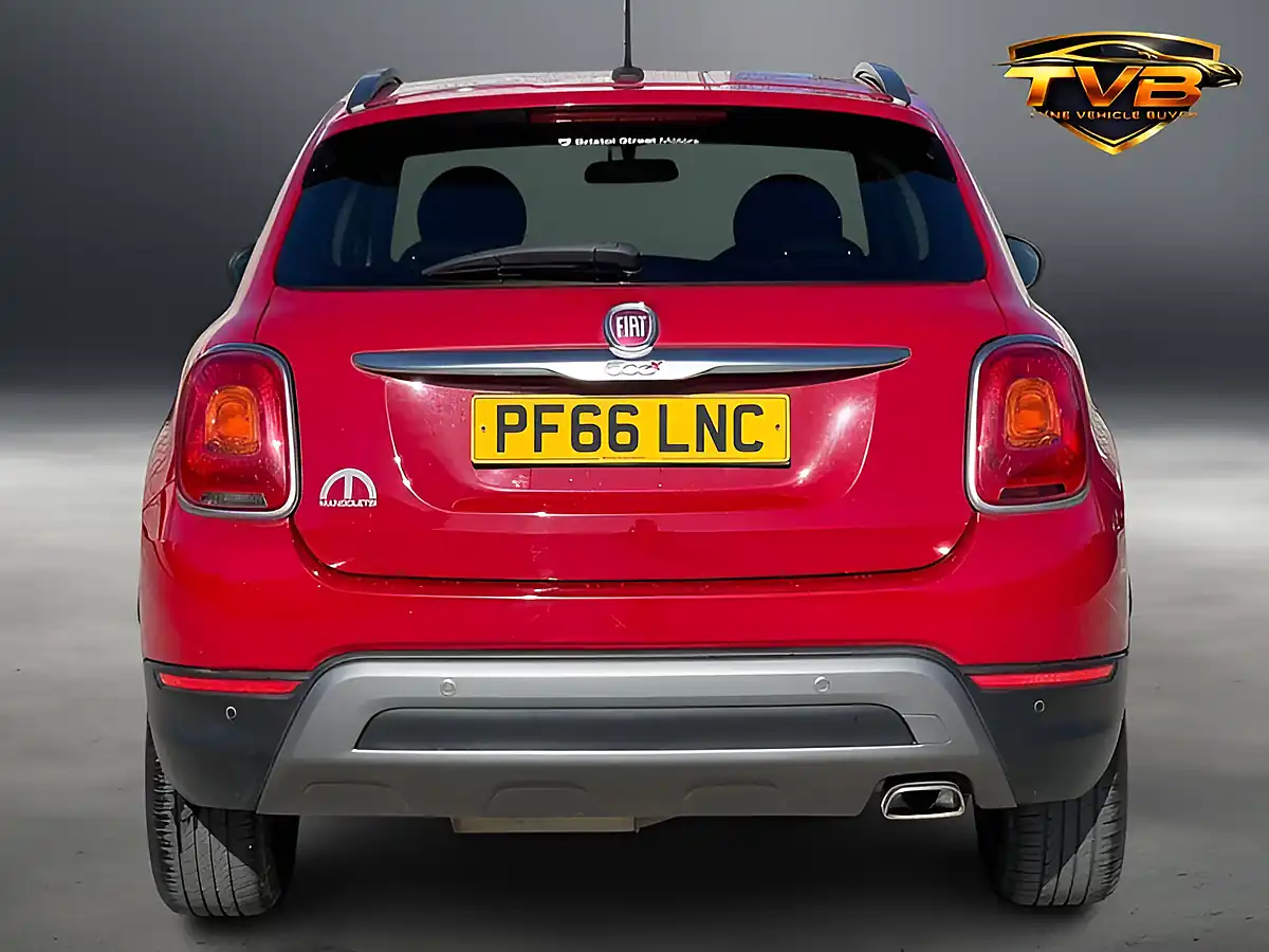 Used 2016 Fiat 500X Cross Passione Red - Interior and Exterior details 10
