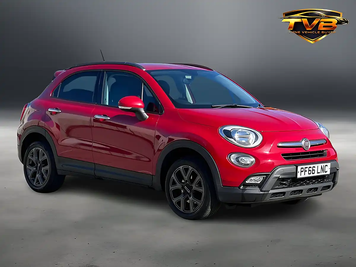 Used 2016 Fiat 500X Cross Passione Red - Interior and Exterior details 2