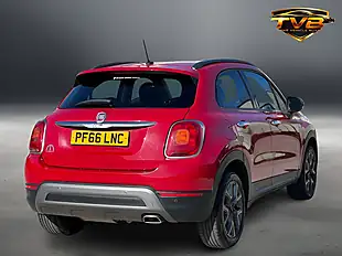 Used 2016 Fiat 500X Cross Passione Red - Interior and Exterior details 7