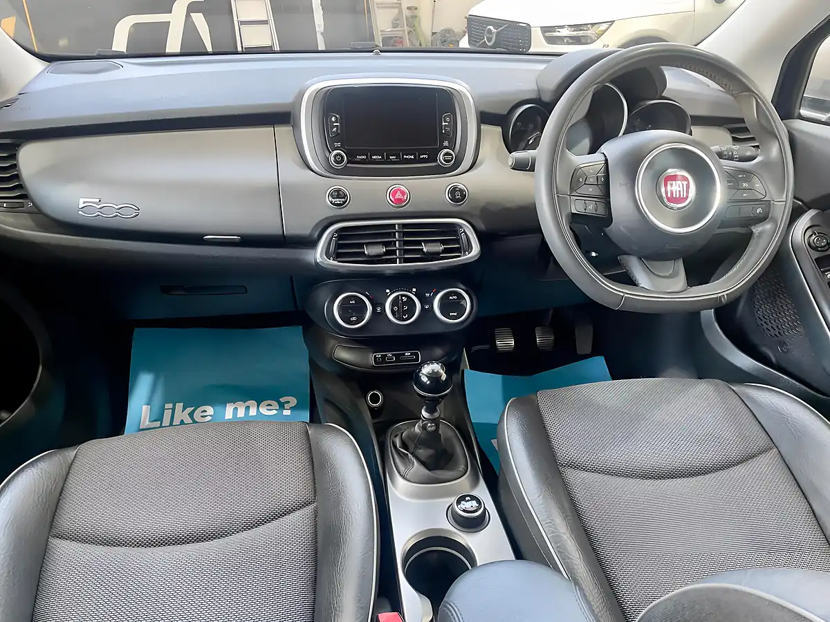 Used 2016 Fiat 500X Cross Plus Blue - Interior and Exterior details 9