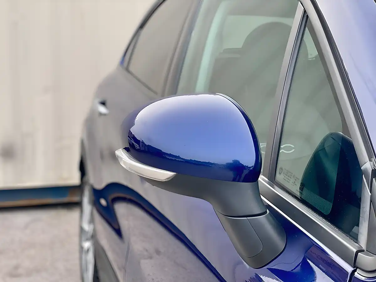 Used 2016 Fiat 500X Cross Plus Blue - Interior and Exterior details 13