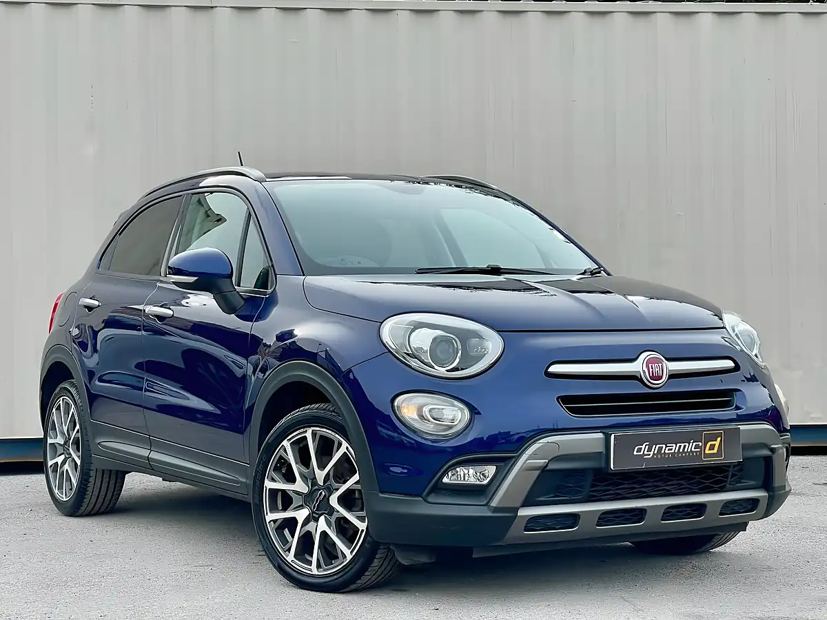 Used 2016 Fiat 500X Cross Plus Blue - Interior and Exterior details 2