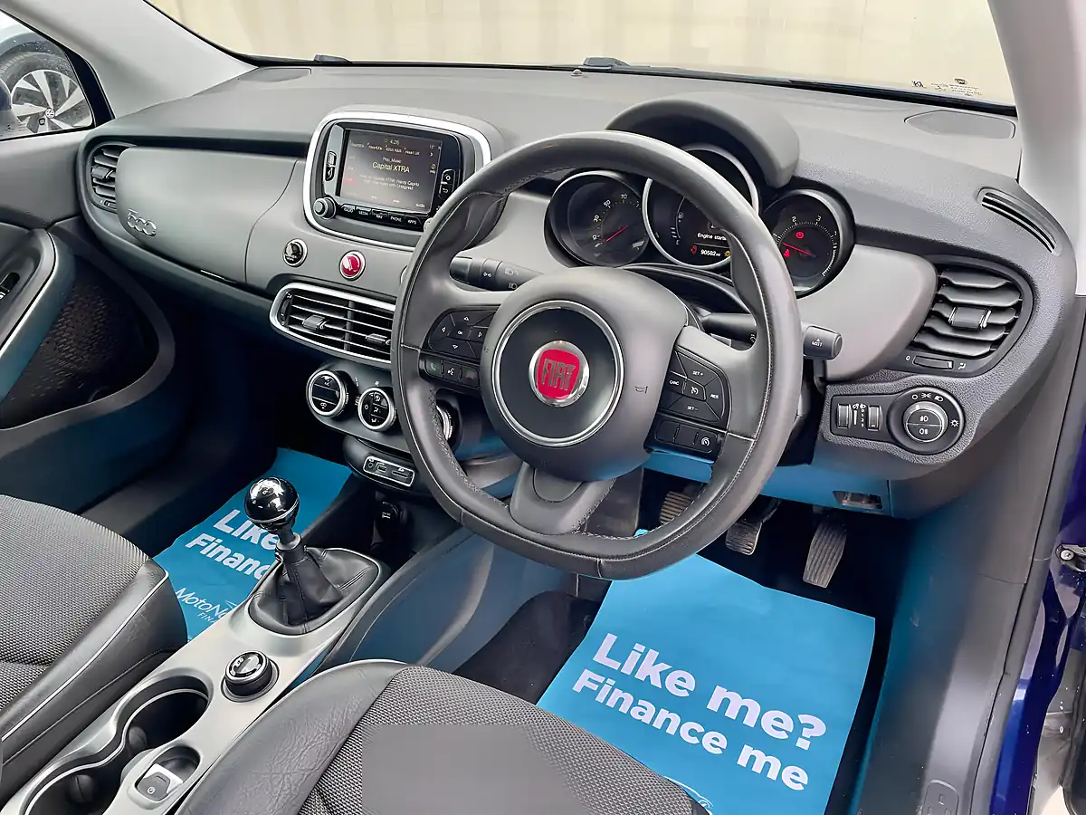 Used 2016 Fiat 500X Cross Plus Blue - Interior and Exterior details 6