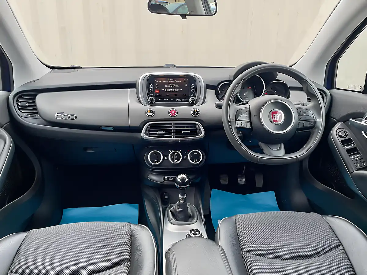 Used 2016 Fiat 500X Cross Plus Blue - Interior and Exterior details 9