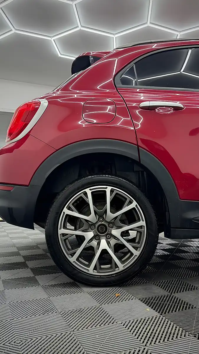 Used 2016 Fiat 500X Cross Plus Red - Interior and Exterior details 14