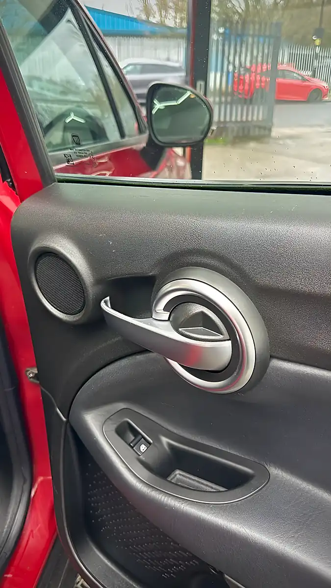 Used 2016 Fiat 500X Cross Plus Red - Interior and Exterior details 20