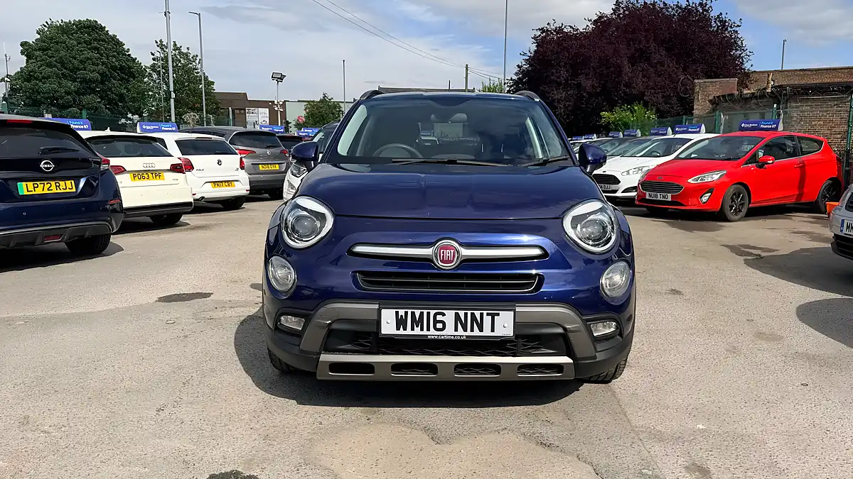 Used 2016 Fiat 500X Cross Plus Venezia Blue - Interior and Exterior details 8