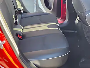 Used 2016 Fiat 500X Cross Red - Interior and Exterior details 11