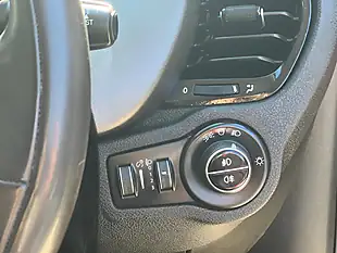 Used 2016 Fiat 500X Cross Red - Interior and Exterior details 13