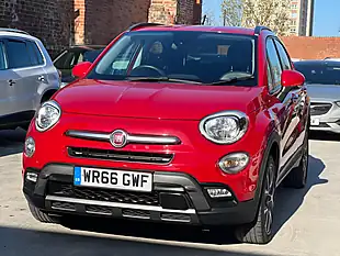 Used 2016 Fiat 500X Cross Red - Interior and Exterior details 2