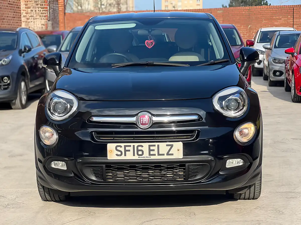Used 2016 Fiat 500X Lounge Black - Interior and Exterior details 2