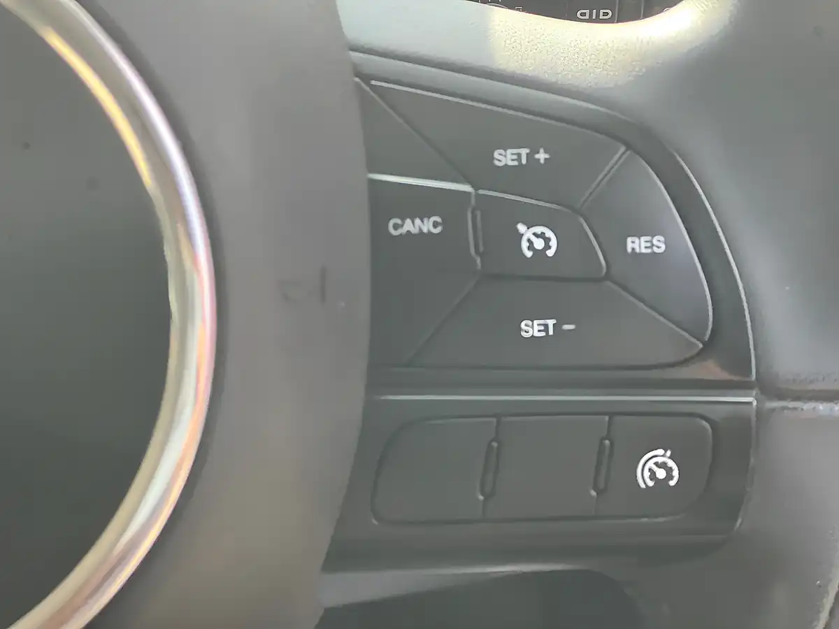 Used 2016 Fiat 500X Lounge Black - Interior and Exterior details 15