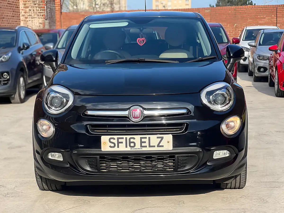 Used 2016 Fiat 500X Lounge Black - Interior and Exterior details 2