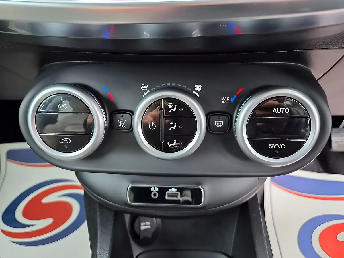 Used 2016 Fiat 500x Lounge Blue - Interior and Exterior details 19