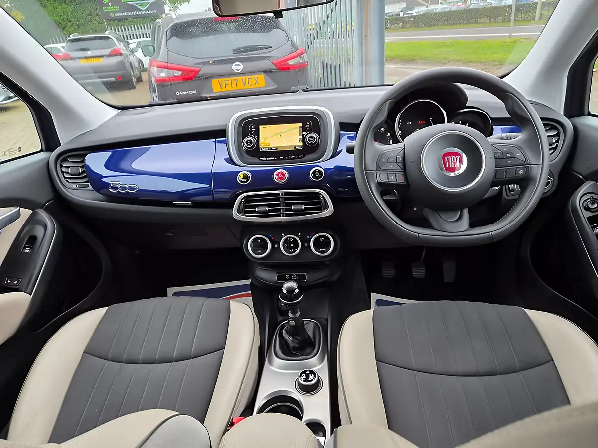 Used 2016 Fiat 500x Lounge Blue - Interior and Exterior details 9